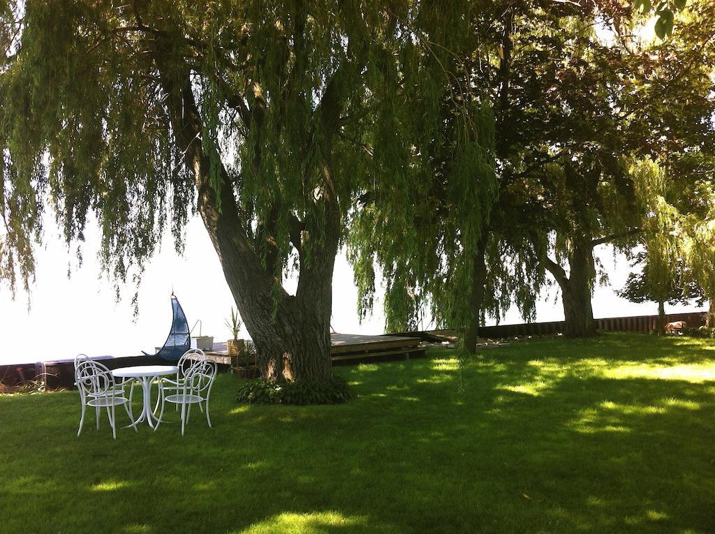 Point Pelee Lakeshore B&B เลมมิงตัน ภายนอก รูปภาพ