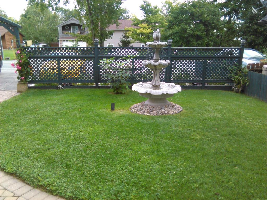 Point Pelee Lakeshore B&B เลมมิงตัน ภายนอก รูปภาพ